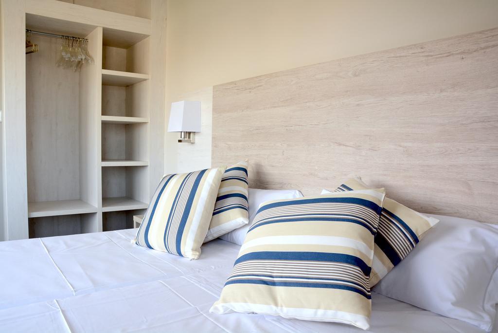 Apartaments La Catifa Now With Elevator!!! Palamos Exterior photo